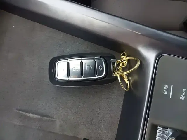 BYD Seal 07 DM-i — Фото автомобиля 8