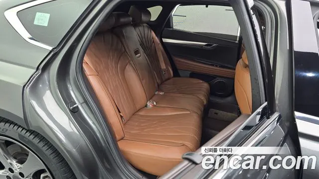 Genesis G80 RG3 — Фото автомобиля 16