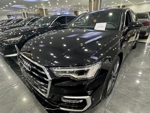 Фотография автомобиля — Audi A6L