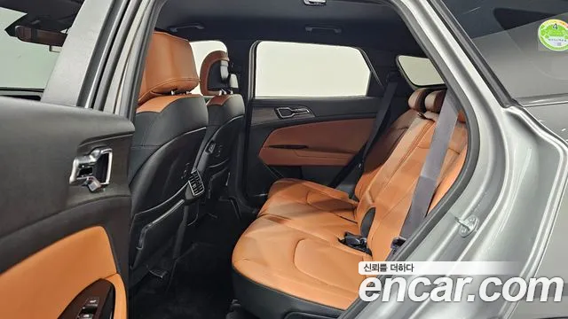 Kia Sportage Sportage 5-е поколение Бензин 1.6 Turbo 4WD — Фото автомобиля 13