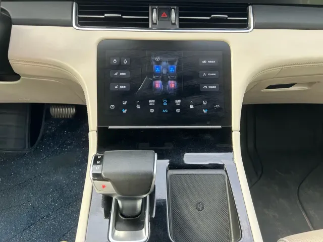 Li Auto ONE — Фото автомобиля 12