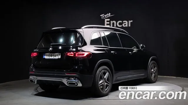 Mercedes-Benz GLB-Class — Фото автомобиля 2