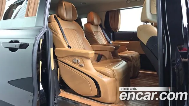 Kia Carnival 4th Gen — Фото автомобиля 18