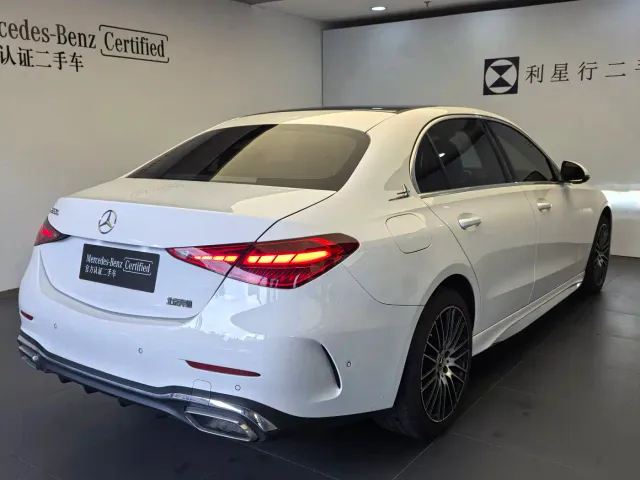 Mercedes-Benz C-Class — Фото автомобиля 4