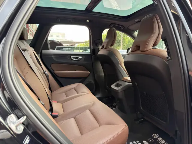 Volvo Volvo XC60 2025 B5 AWD Smart Luxury Edition — Фото автомобиля 13