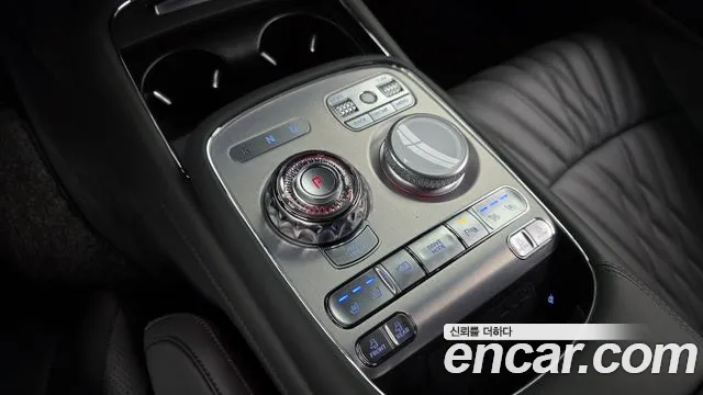 Genesis G90 Бензин 3.5 турбо AWD — Фото автомобиля 9