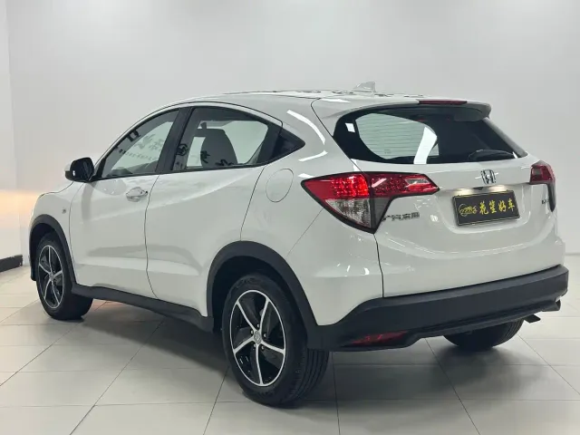 Honda Vezel — Фото автомобиля 6