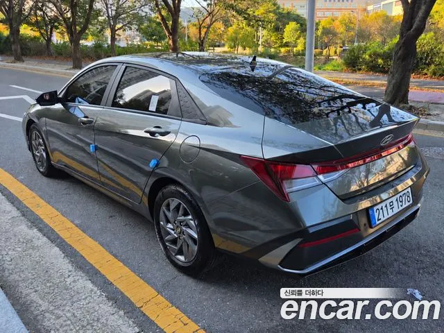 Hyundai Avante CN7 — Фото автомобиля 5