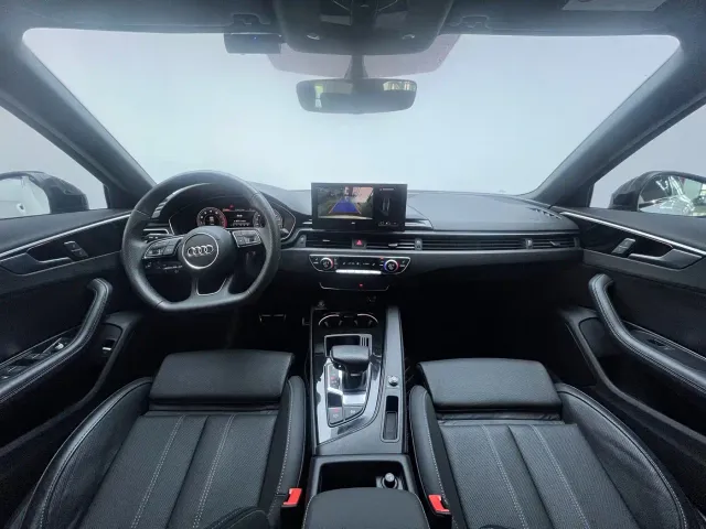 Audi A4L — Фото автомобиля 6