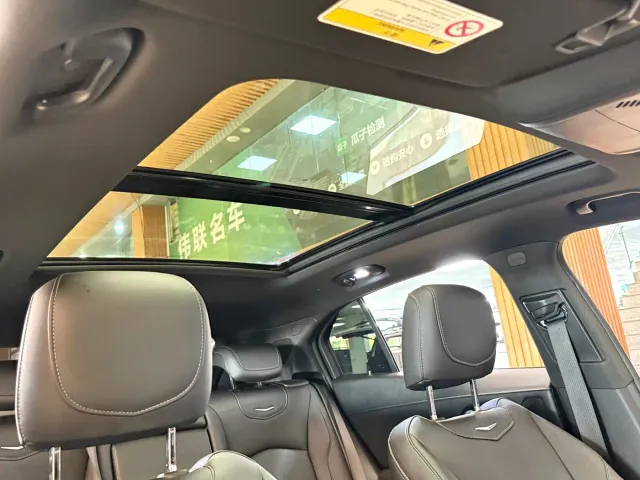 Cadillac XT4 — Фото автомобиля 14