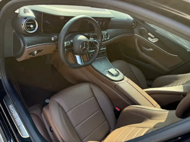 Mercedes-Benz E-Class — Фото автомобиля 7