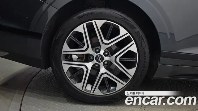 Hyundai Grandeur Grandeur (GN7) 2.5 Бензин 2WD — Фото автомобиля 4