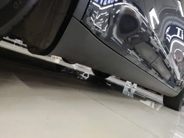 Tesla Model Y — Фото автомобиля 20