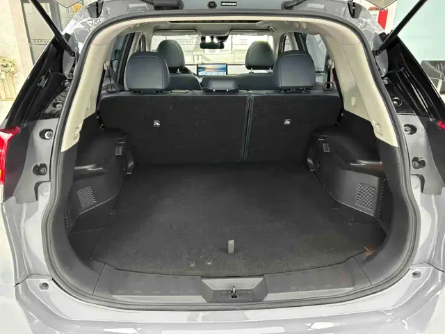 Nissan X-Trail — Фото автомобиля 22