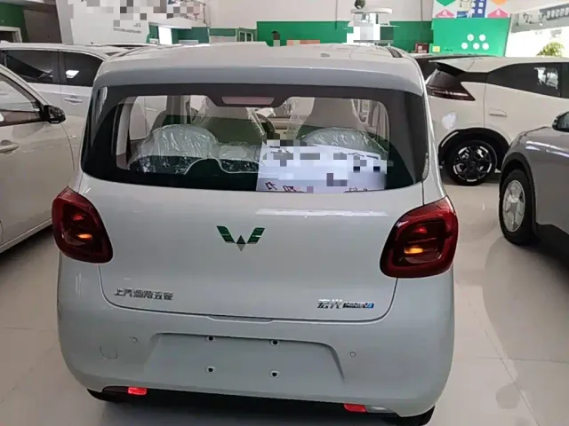 Wuling Hongguang Mini EV — Фото автомобиля 5