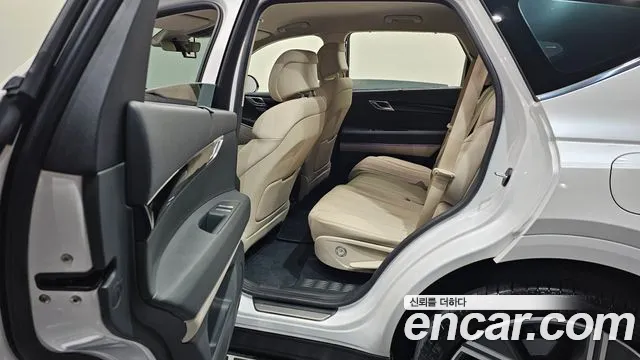Genesis GV80 — Фото автомобиля 16