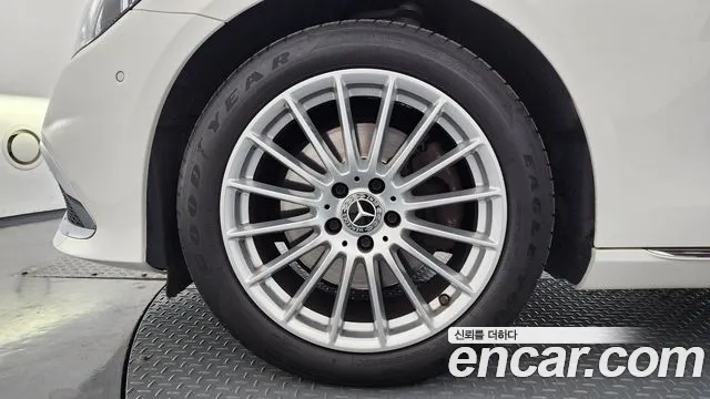 Mercedes-Benz E-Class W213 — Фото автомобиля 5
