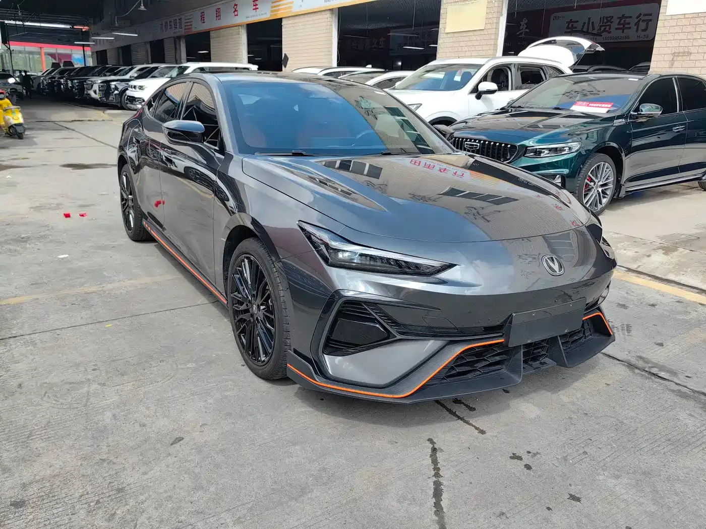 Changan Changan UNI-V 2025 1.5T Sport Edition — Фото автомобиля 3