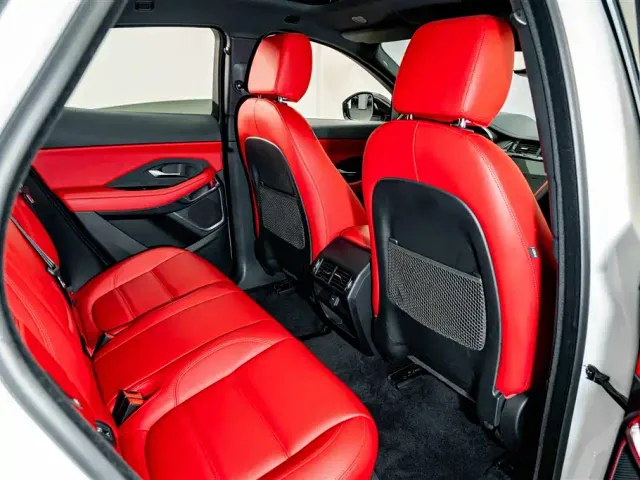 Jaguar E-PACE — Фото автомобиля 21