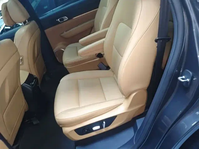 Li Auto ONE — Фото автомобиля 16