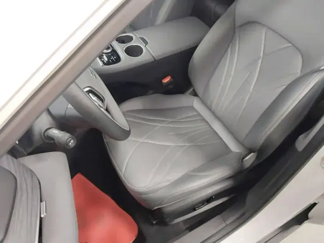 Geely Galaxy L6 — Фото автомобиля 14