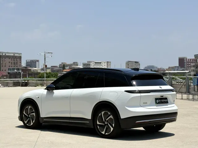 Nio ES6 — Фото автомобиля 7