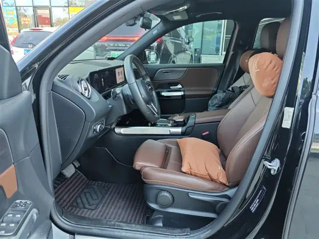 Mercedes-Benz GLB-Class — Фото автомобиля 4