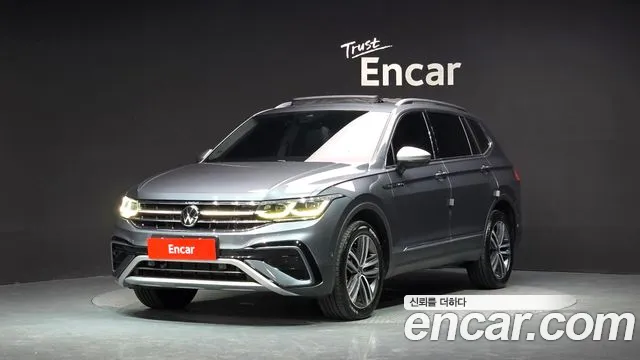 Фотография автомобиля — Volkswagen Tiguan