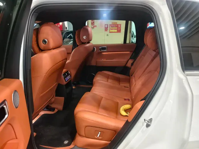 Li Auto L6 — Фото автомобиля 3