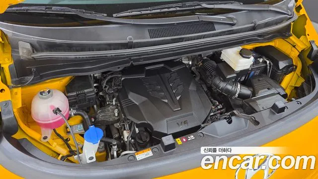 Hyundai Staria Staria — Фото автомобиля 2