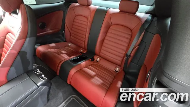 Mercedes-Benz C-Class — Фото автомобиля 11