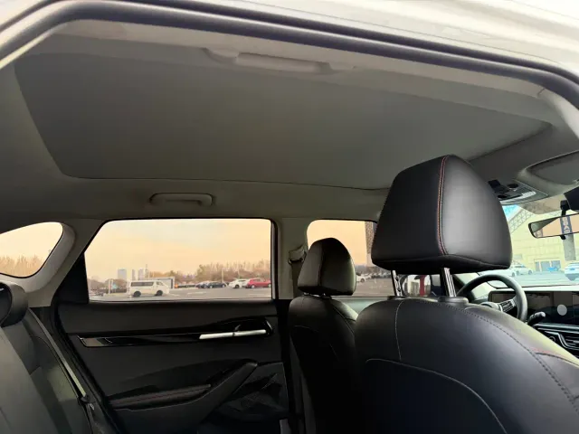 Kia Seltos — Фото автомобиля 18