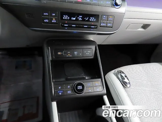 Hyundai Kona Kona (SX2) Бензин 1.6 турбо 2WD — Фото автомобиля 16