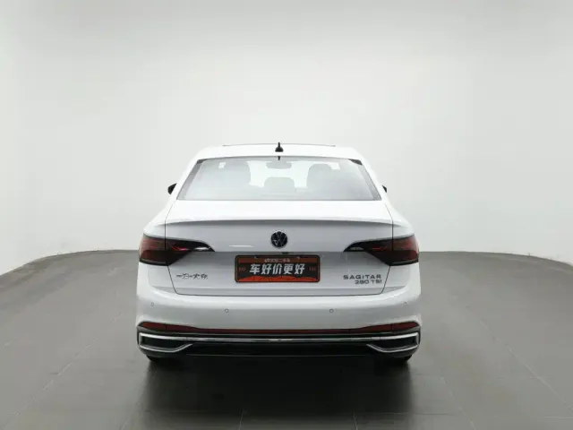 Volkswagen Sagitar — Фото автомобиля 4