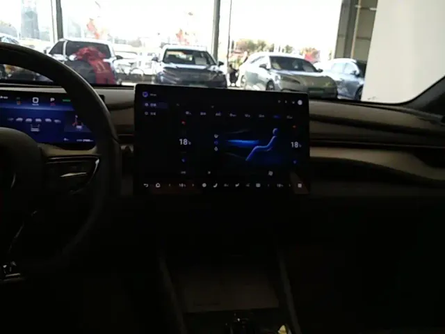 BYD Seal 06 GT — Фото автомобиля 12