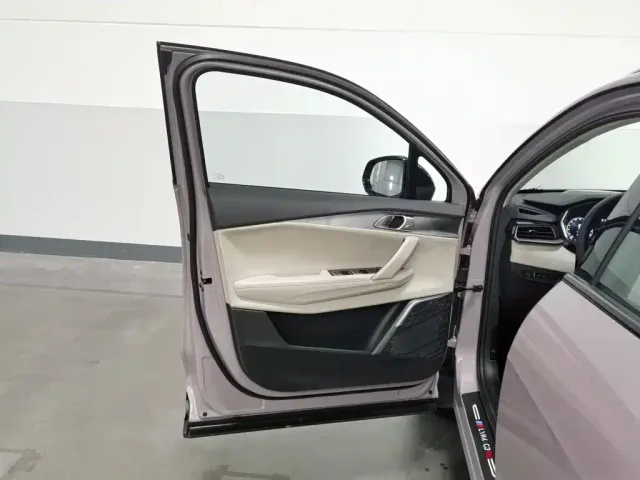 Lynk & Co 06 — Фото автомобиля 8