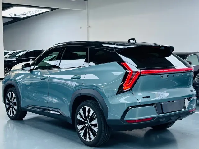 Geely Boyue L — Фото автомобиля 13