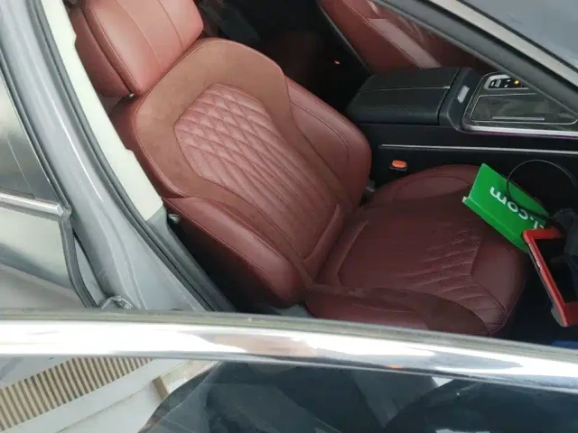 Hongqi HS5 — Фото автомобиля 19