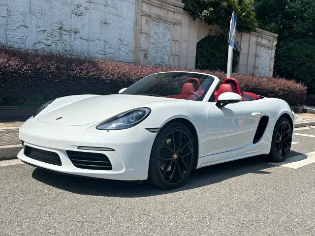 Porsche 718 — Фото автомобиля 4