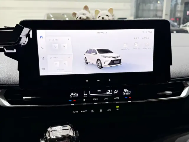 Toyota Granvia — Фото автомобиля 16