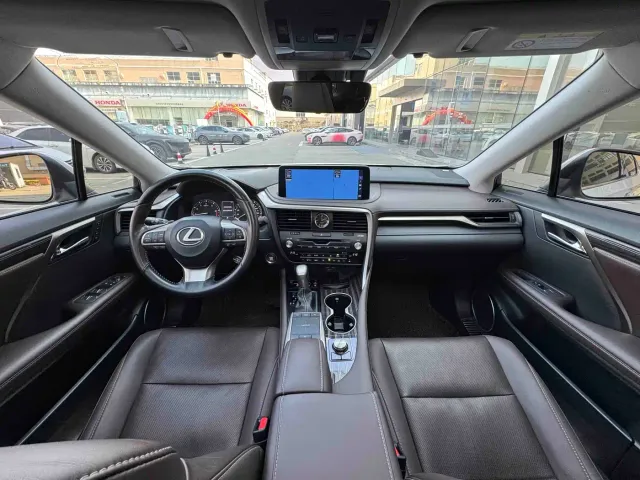 Lexus RX — Фото автомобиля 5