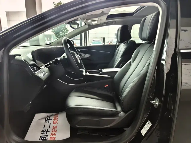Buick LaCrosse — Фото автомобиля 6