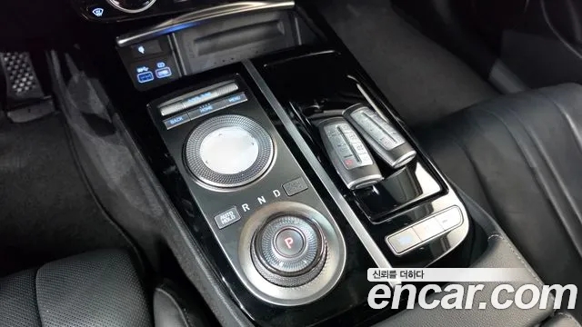 Genesis G80 RG3 — Фото автомобиля 12