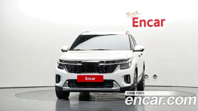Kia Seltos — Фото автомобиля 3