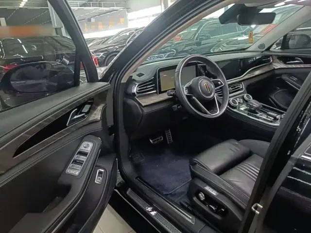Hongqi H9 — Фото автомобиля 15