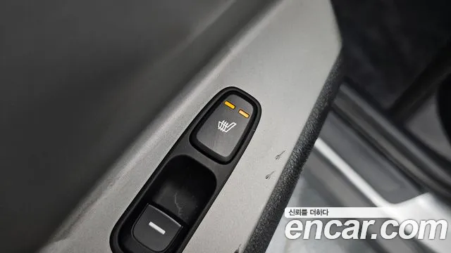 Kia Niro — Фото автомобиля 17