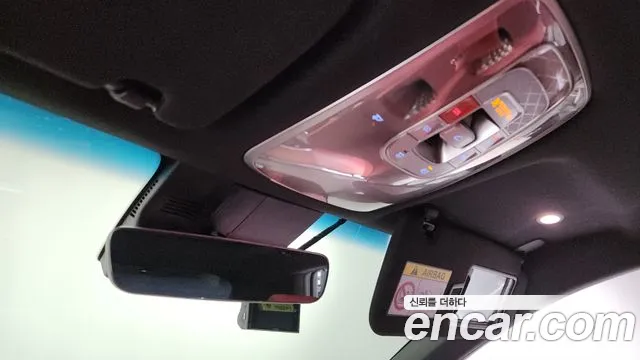 Genesis GV70 2.5T Бензин AWD — Фото автомобиля 17