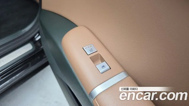 Hyundai Grandeur GN7 — Фото автомобиля 19