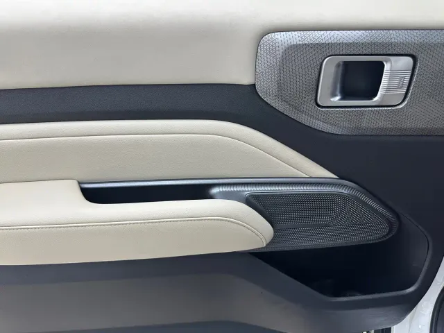 Baojun Yep — Фото автомобиля 12