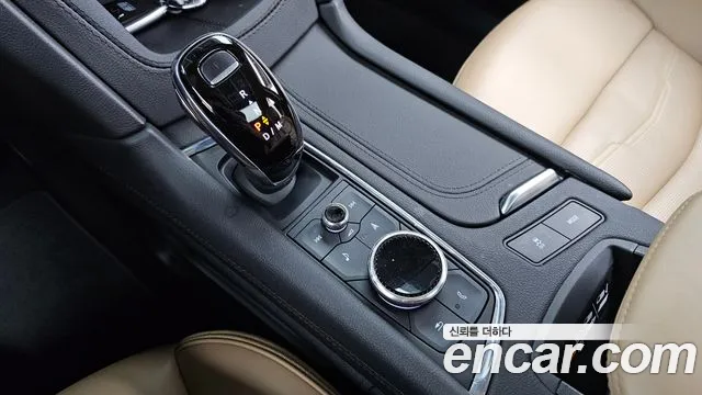 Cadillac XT6 — Фото автомобиля 6